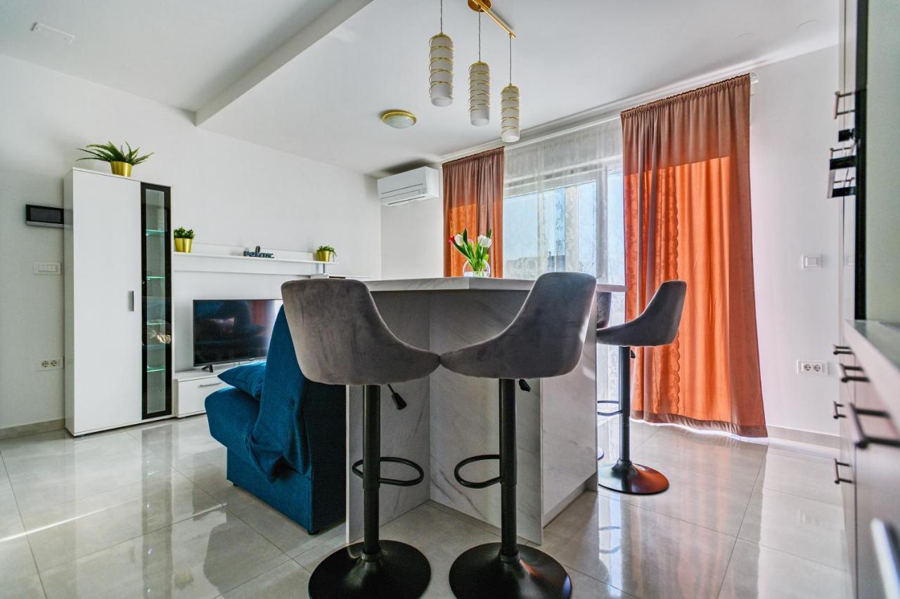 Holiday Apartment Zadar - With Summer Balcony And Parking 외부 사진